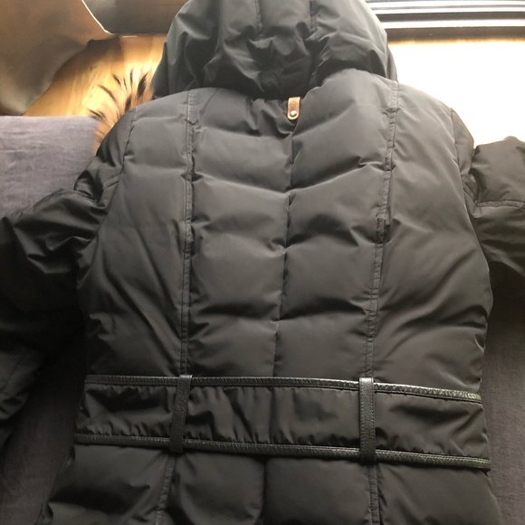 SOLD on Macari Mackage Kay Coat w/ Signature Natural Fur Collar - Picture 8 of 16